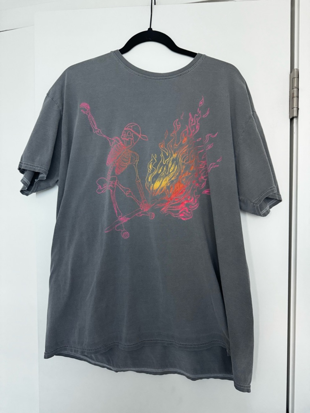 Urban Outfitters Project Social T Graphic Skate Skeleton Gray Top
